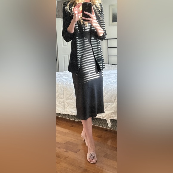 Club Monaco 100% silk dress black midi slit - Picture 7 of 8